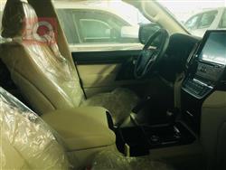 تۆیۆتا لاند کروزەر